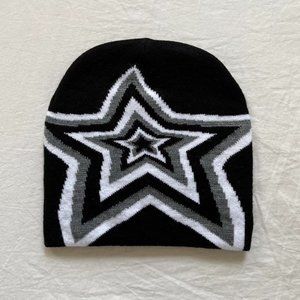 Y2K 2000s grunge punk black and grey star design beanie